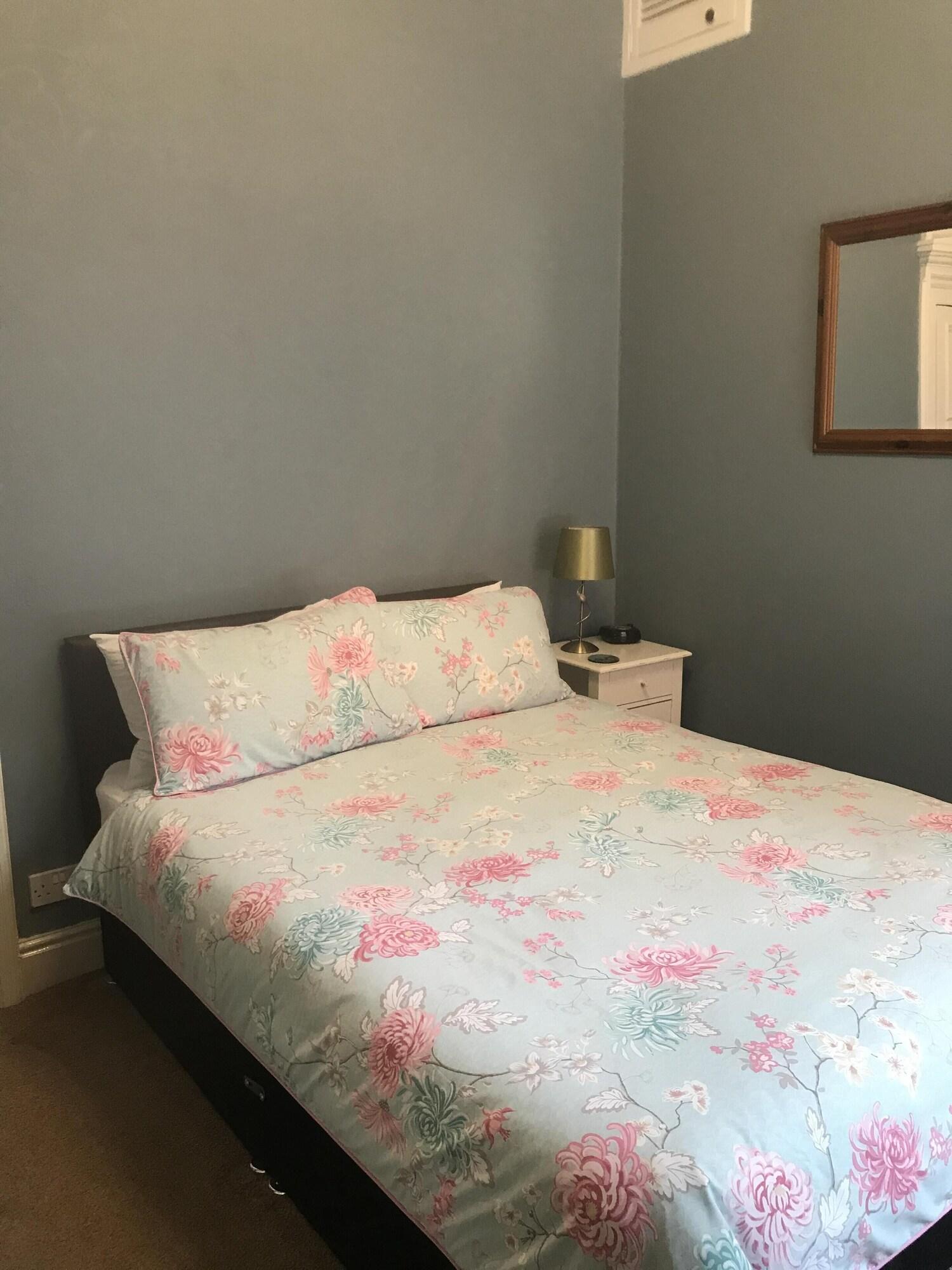 Glenora Guest House ウィットビー エクステリア 写真