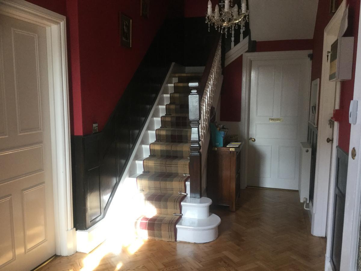 Glenora Guest House ウィットビー エクステリア 写真